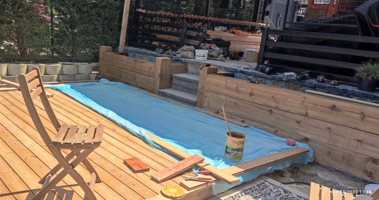 AHŞAP TRAVERS ÇİÇEKLİK